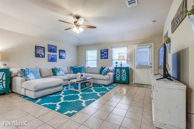 Foto del edificio - 4 br, 2 bath House - 2008 i Grimes Drive