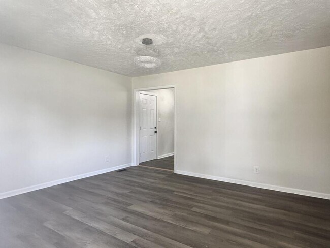 Foto del edificio - 1609 Grandview Dr