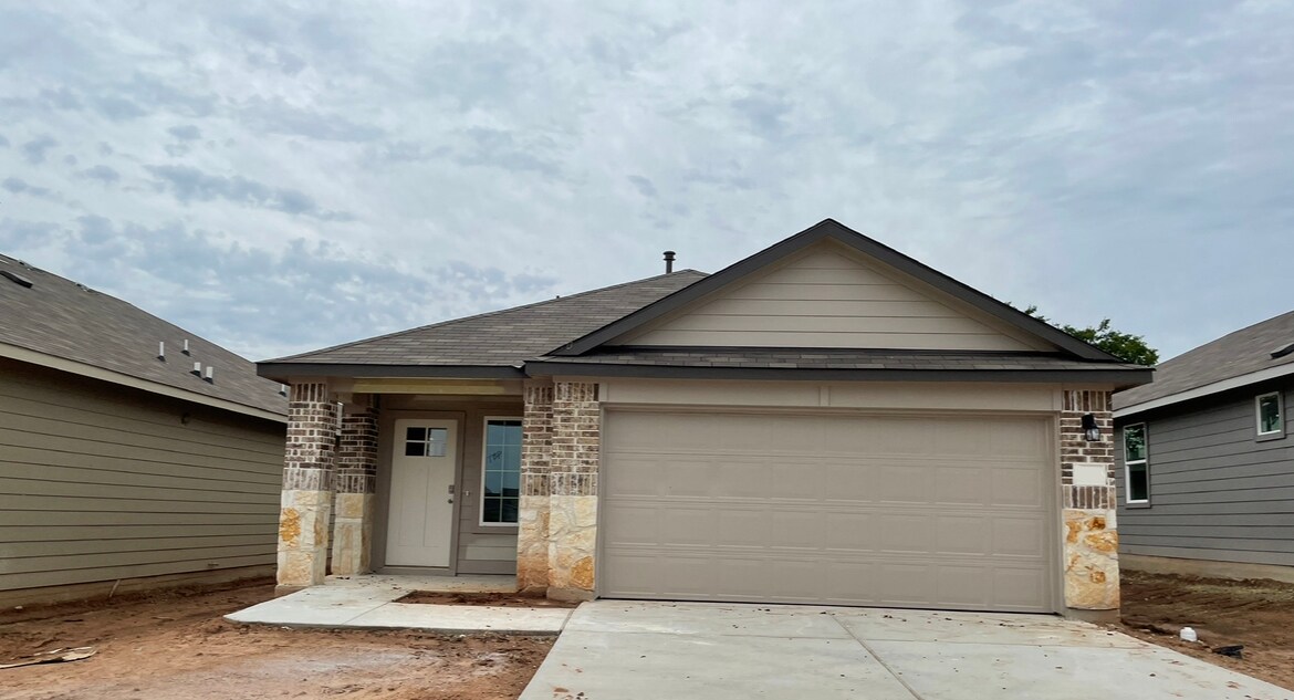 466 Spider Lily Dr, Niederwald, TX 78640 House Rental in Niederwald