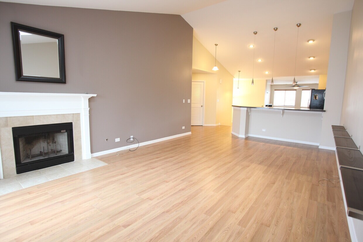 1026 Ripple Ridge Unit 1026, Darien, IL 60561 Condo for Rent in