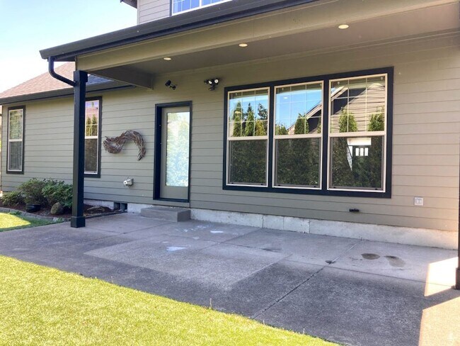 Building Photo - 3 br, 2.5 bath House - 937 Lorella Ave