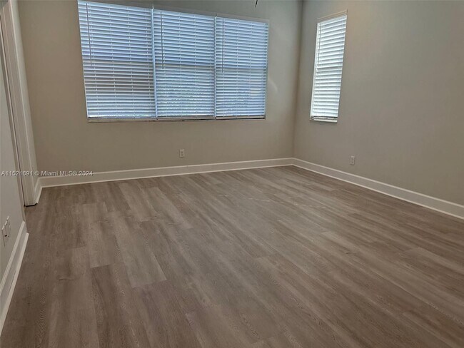 Foto del edificio - 9044 Kingsmoor Wy