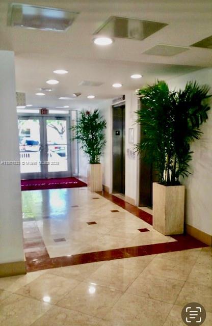 Foto del edificio - 1455 N Treasure Dr
