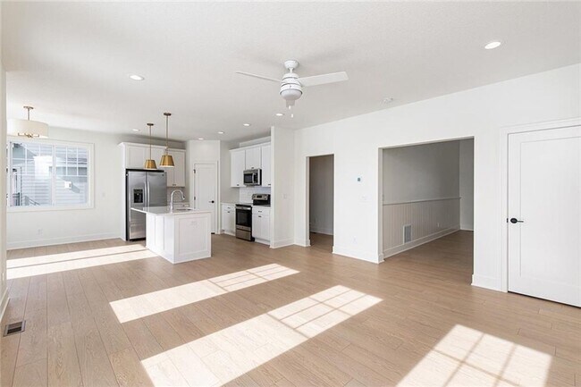 Foto del edificio - 9108 S 91st Ct - Single Family Home For Rent