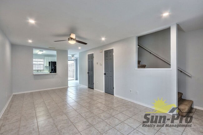 Foto del edificio - 980 Canal View Blvd