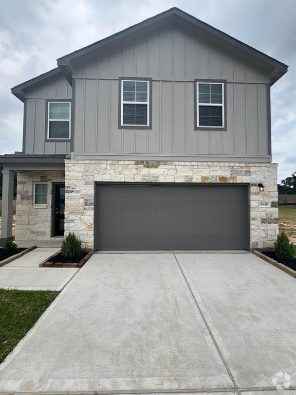Building Photo - 8638 Blueberry Ash St