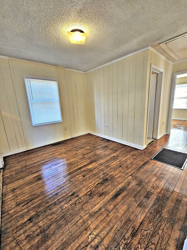 Foto del edificio - HOUSE FOR RENT - DECATUR NW