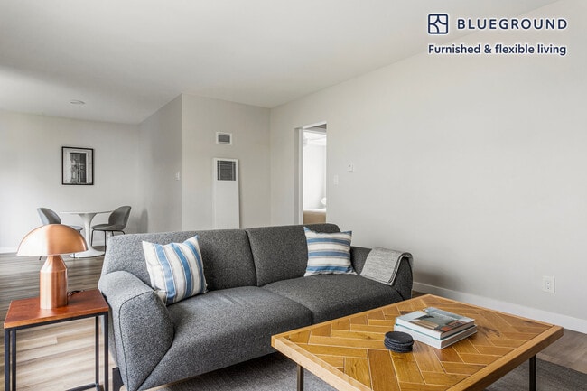 Building Photo - 20927 Amie Ave