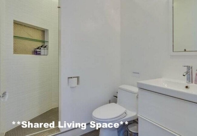 Foto del edificio - bedroom in Los Angeles CA 90006