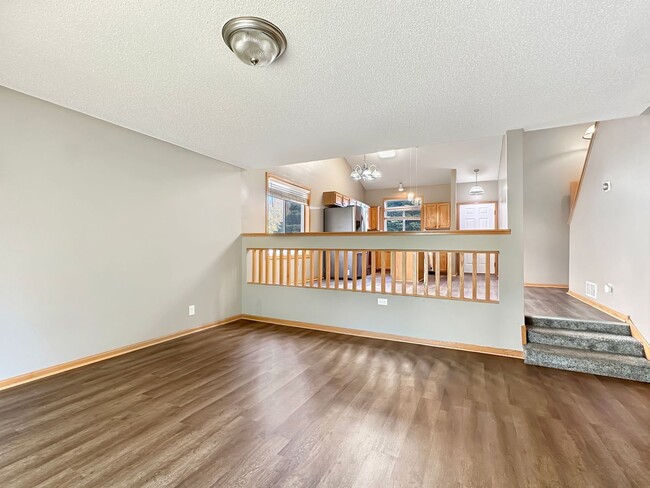 Building Photo - 1556 Chartreux Ave