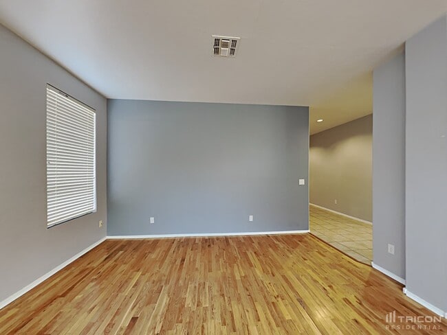 Building Photo - 6147 W Oraibi Dr
