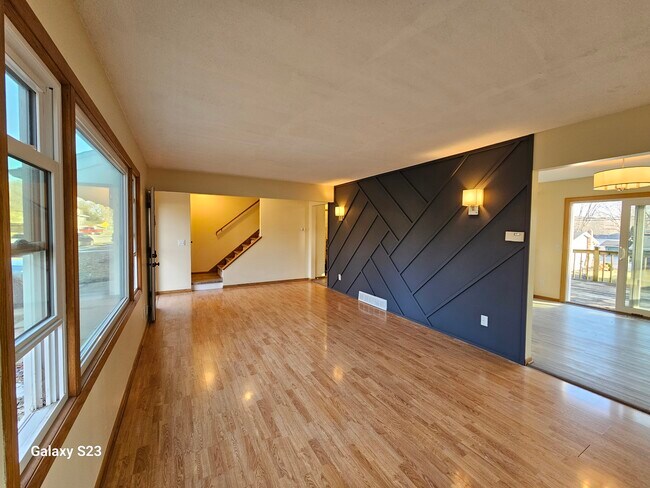 Foto del edificio - 2408 22nd St NW