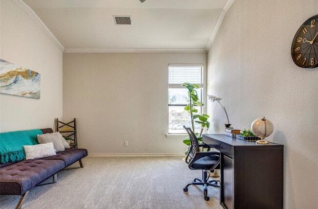 Building Photo - 1916 Signal Ridge Pl