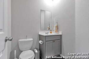 Foto del edificio - 610 Pleasanton Way