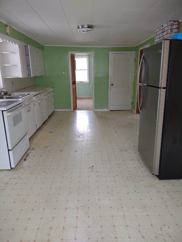 Building Photo - 110 Pondview St