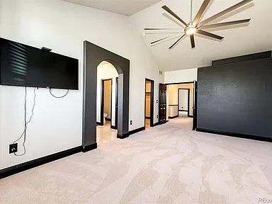 Building Photo - 3383 Mt Royal Dr
