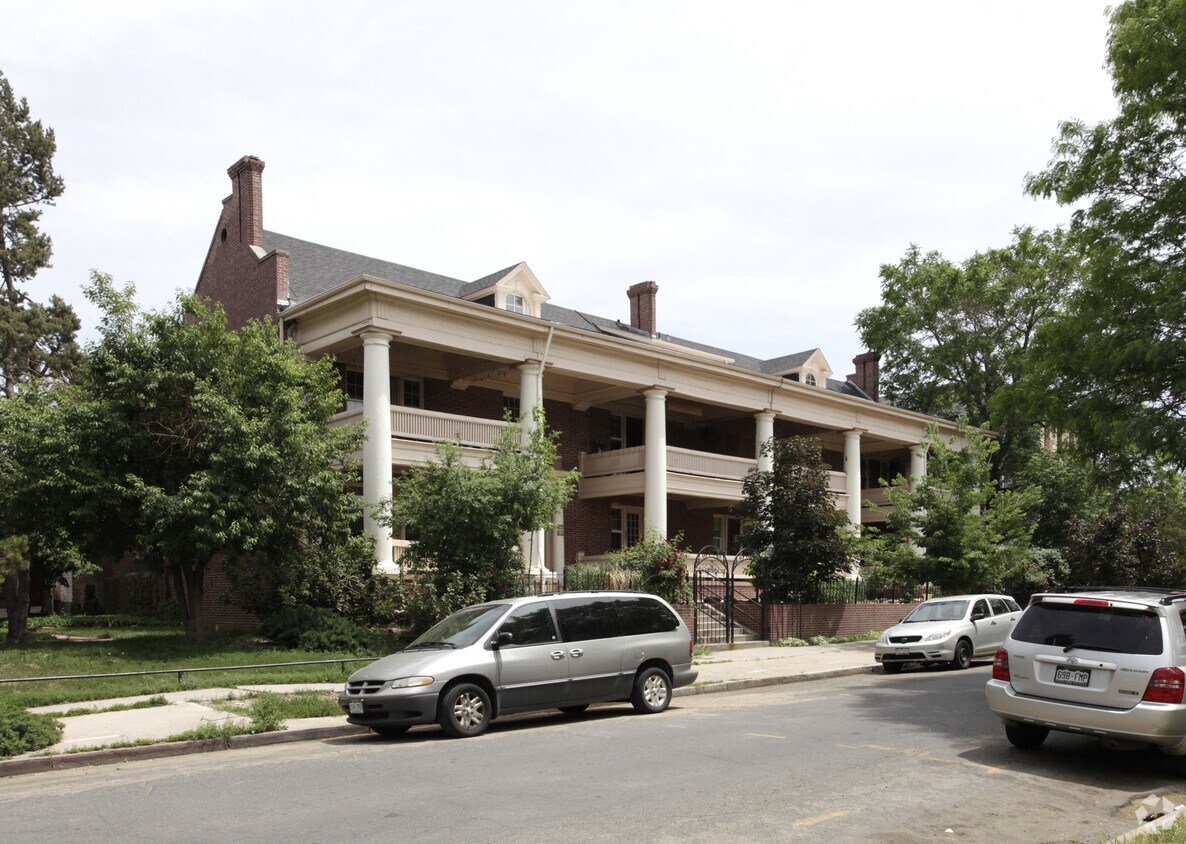 Primary Photo - 1440-1450 Marion St