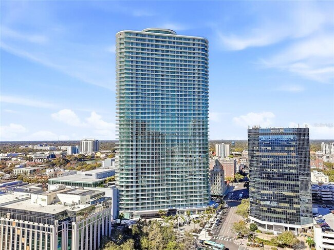 Foto del edificio - 400 Central Ave