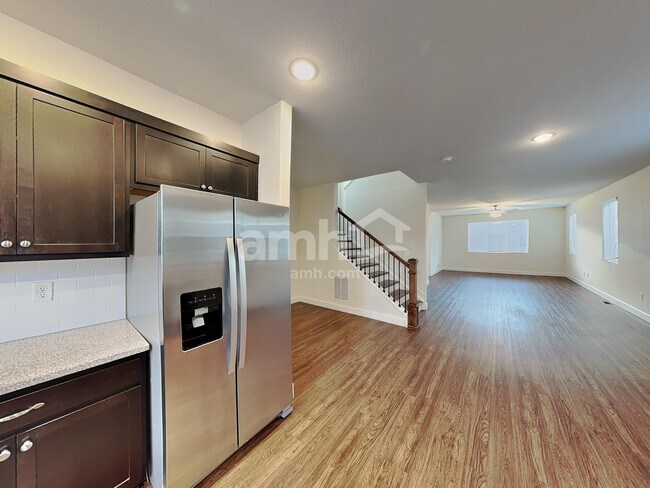 Foto del edificio - 4315 Crestone Peak St