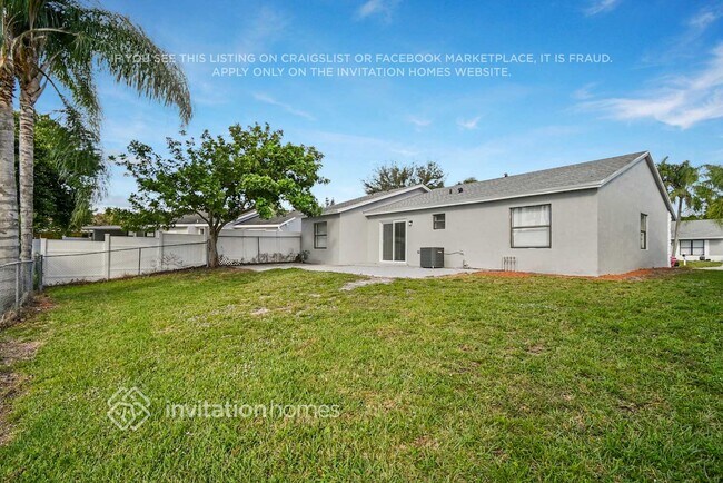 Building Photo - 5796 Aurora Ct