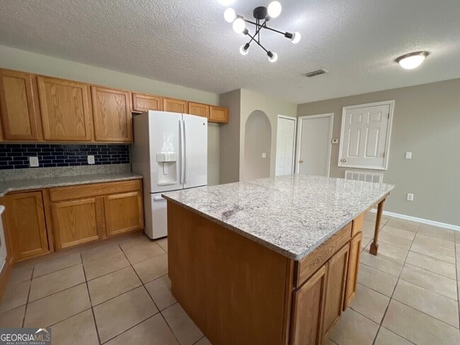 Building Photo - 405 Brooklet Cir