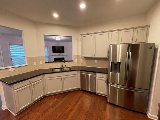 Foto del edificio - 3470 New Fawn Ln