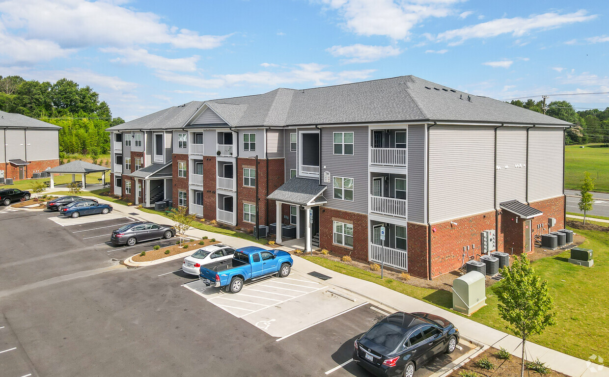 Parkside at Hudson - Apartments in Gastonia, NC | Apartments.com