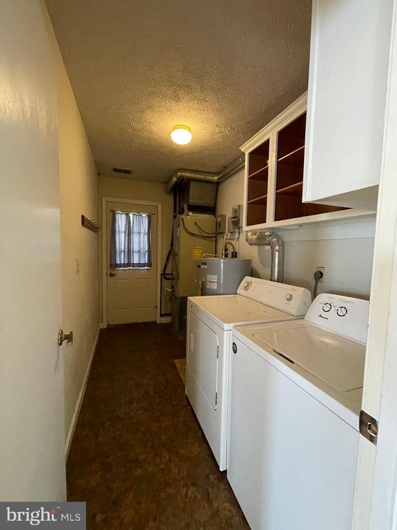 Building Photo - 23219 Scotch Pine Ct