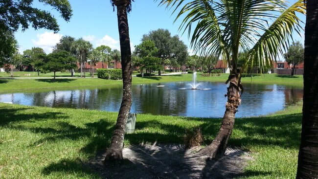 Foto del edificio - The Pines