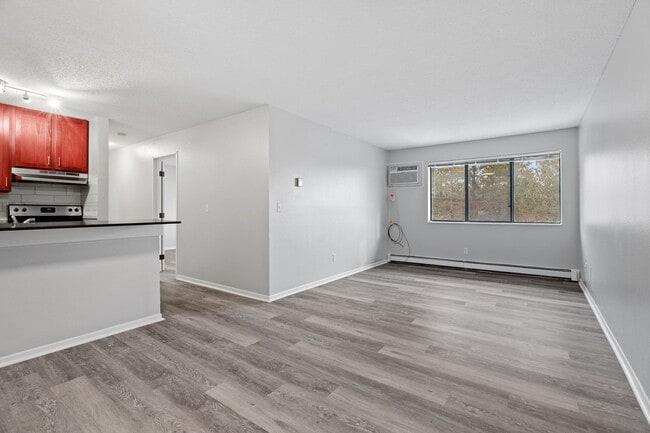 Interior Photo - The Commons of Inver Grove Heights