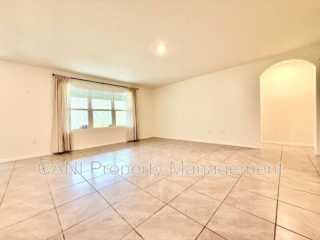 Foto del edificio - 245 Carabelle Ct