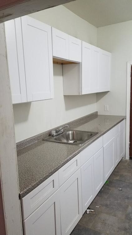Foto del edificio - 135 E Albanus St