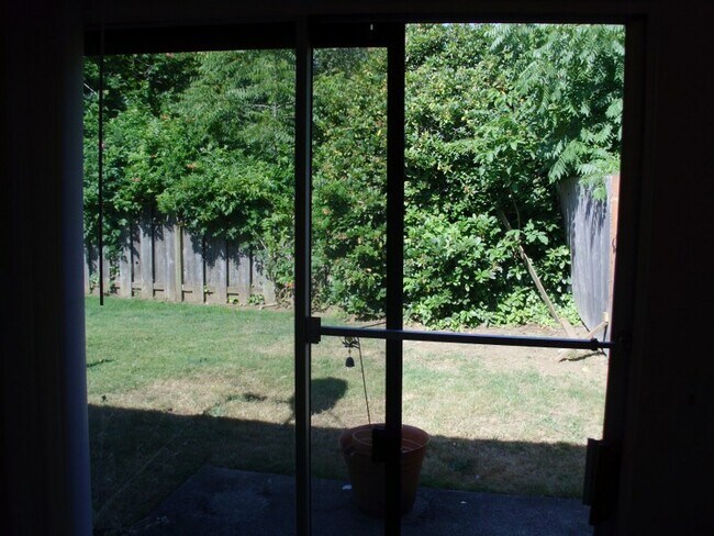 and Shared Backyard - 2737 SE 162nd Ave