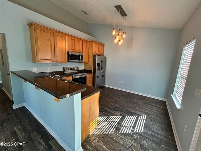 Foto del edificio - 2612 Oakmont Dr