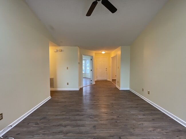 Building Photo - 2312 Faucette Ave