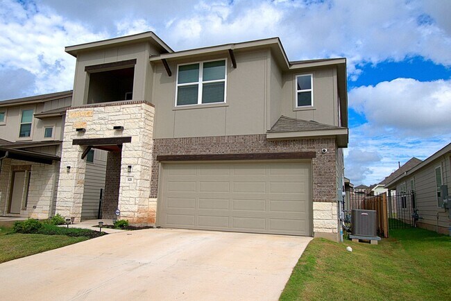 Building Photo - Lovely Four Bedroom Home in Leander's Caug...