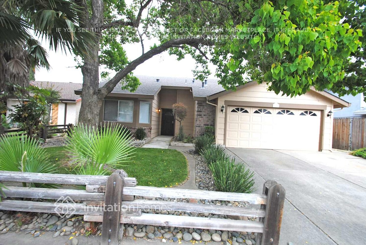 Foto del edificio - 3757 N Country Dr