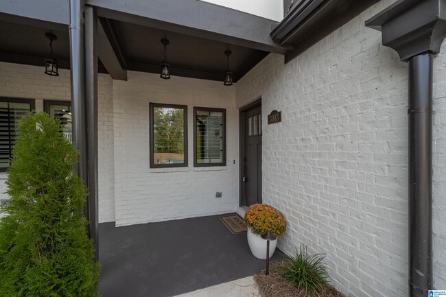 Building Photo - 3013 Vestavia Terrace Dr