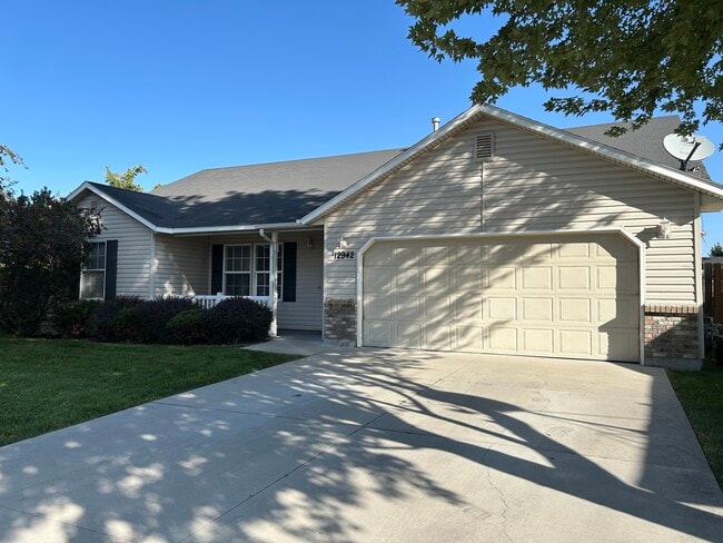 Building Photo - 12942 W Pinyon Ct