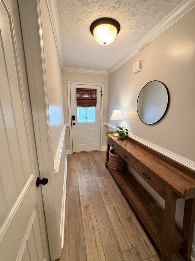 Foto del edificio - 127 Lee Rd 2181