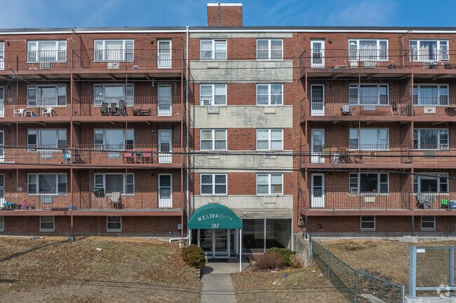 Entrance - Riveree Apartments