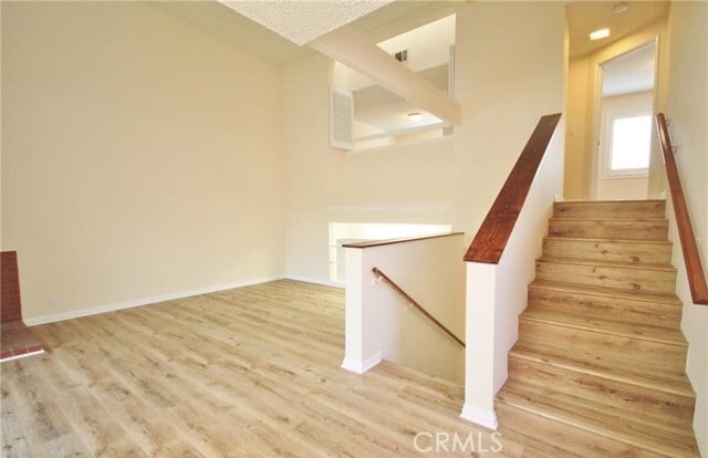 Building Photo - 1141 W Duarte Rd