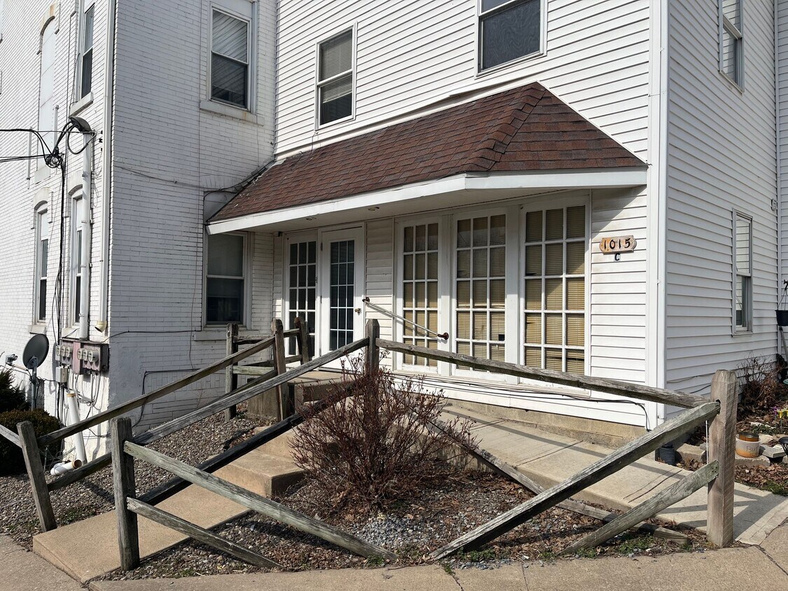 Foto principal - Washingtonville Apartments by Rose Renovat...