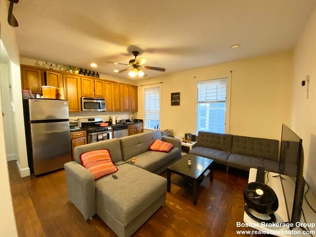 Foto del edificio - 178 Hillside St