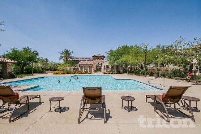 Building Photo - 12565 W Lindbergh Dr
