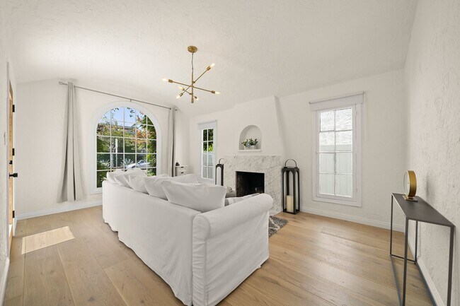 Foto del edificio - 2 br, 1 bath House - 1233 Princeton St