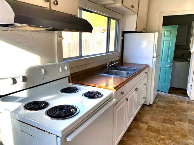 Foto del edificio - Darling 1-bedroom duplex home near histori...
