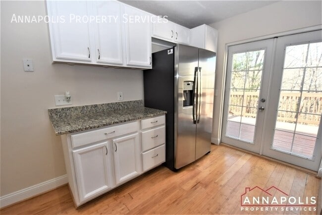 Building Photo - 508 Greenblades Ct