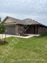 Building Photo - 2924 NW 195th St