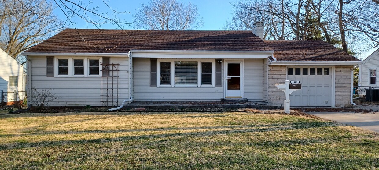 2416 E Manchester St, Springfield, MO 65804 House Rental in Springfield, MO